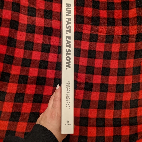 Run Fast Eat Slow Cookbook - Picture 12 of 13